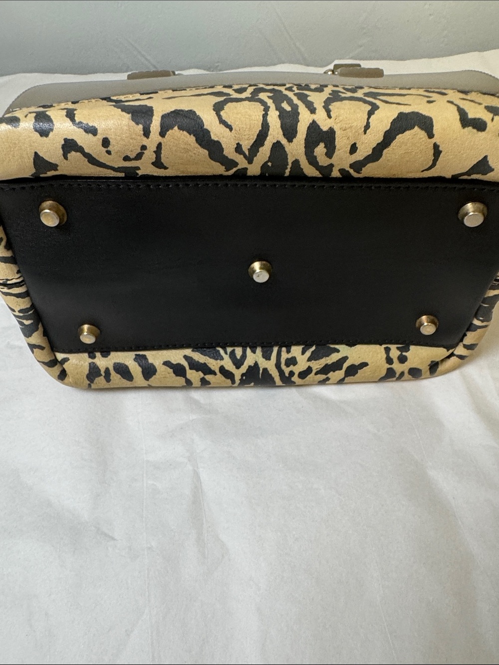 Furla Jelly Candy Bag beige with leopard print top handle and strap - Picture 2 of 11